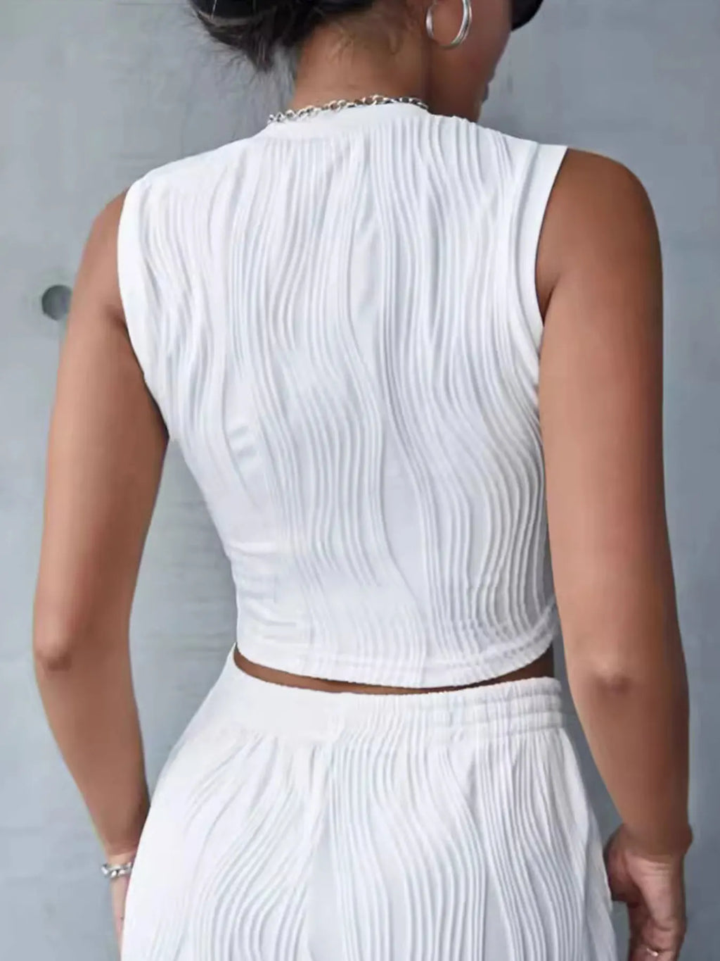 Europe and the United States new summer women's temperament sleeveless round-necked slim-fit women's vest